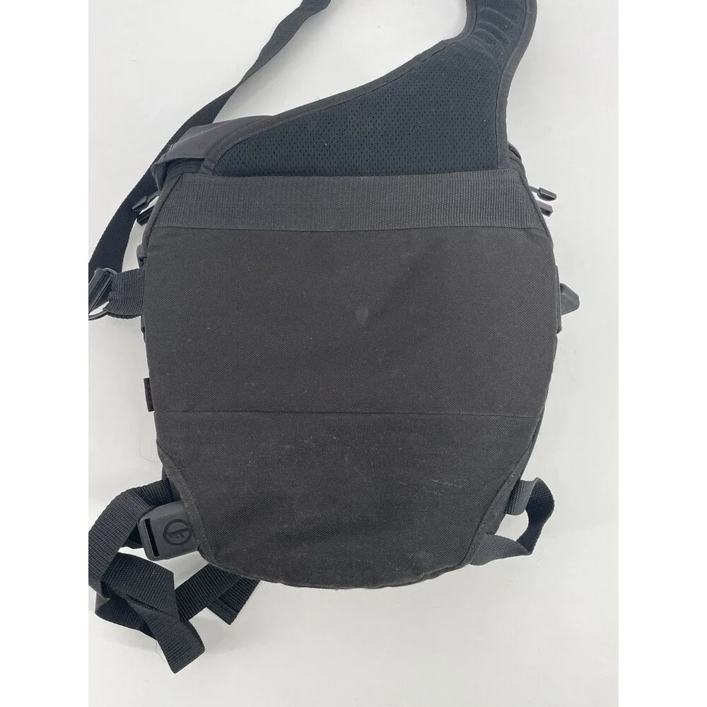 Tamrac Velocity 8X 5768 Camera Sling Bag DSLR Mirrorless Padded Black Gray